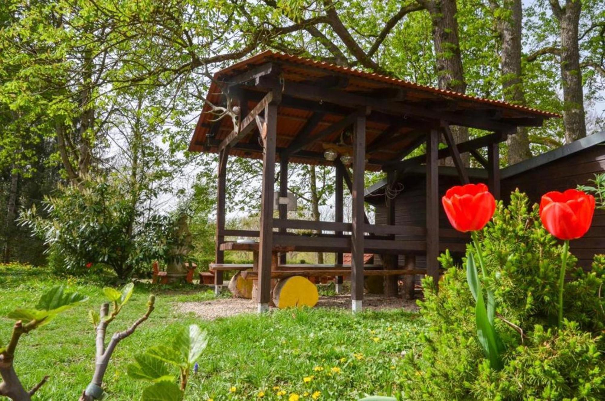 Gasthof Zum Ritter - A Cozy Historical Landmark อูล์ม ภายนอก รูปภาพ